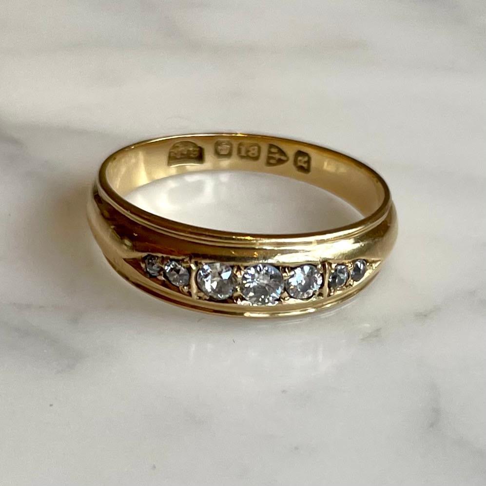 Late Victorian 18k Gold Ring with 7 European Old Cut Diamonds (0.3ct) Chester 1900