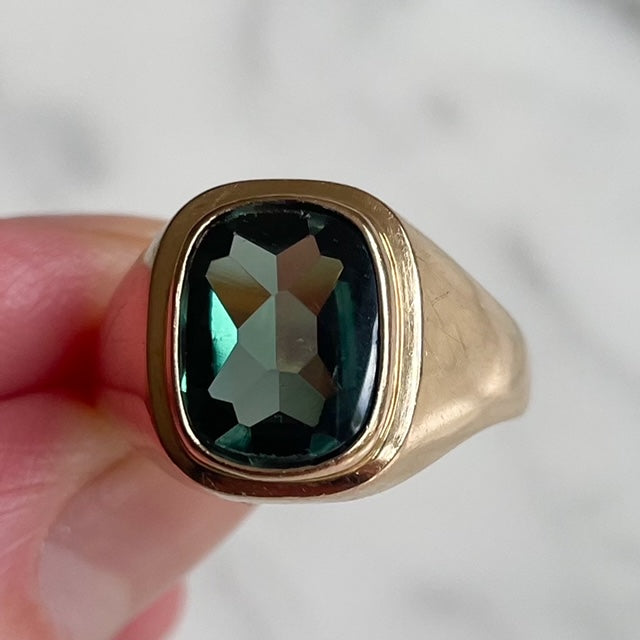 Vintage 1960’s 18k Yellow Gold and Tourmaline Ring UK Size V USA Size 10 3/4 18ct