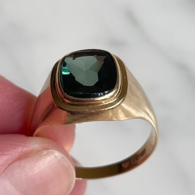 Vintage 1960’s 18k Yellow Gold and Tourmaline Ring UK Size V USA Size 10 3/4 18ct
