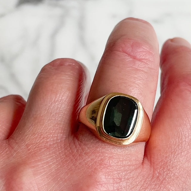 Vintage 1960’s 18k Yellow Gold and Tourmaline Ring UK Size V USA Size 10 3/4 18ct
