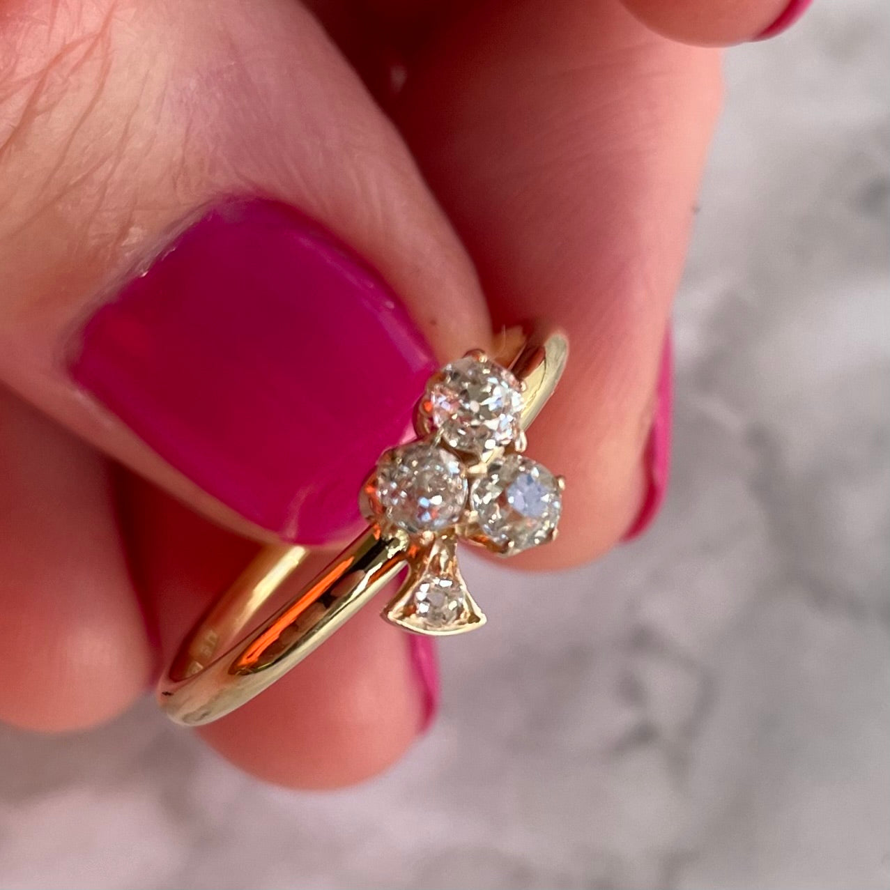 Victorian Old Cushion Cut Diamond Clover and 18k Gold Antique Ring for Good Luck - Spanish C. 1900