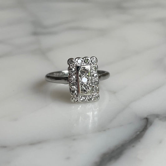 Elegant Art Deco Platinum & 18k White Gold Diamond Antique Ring