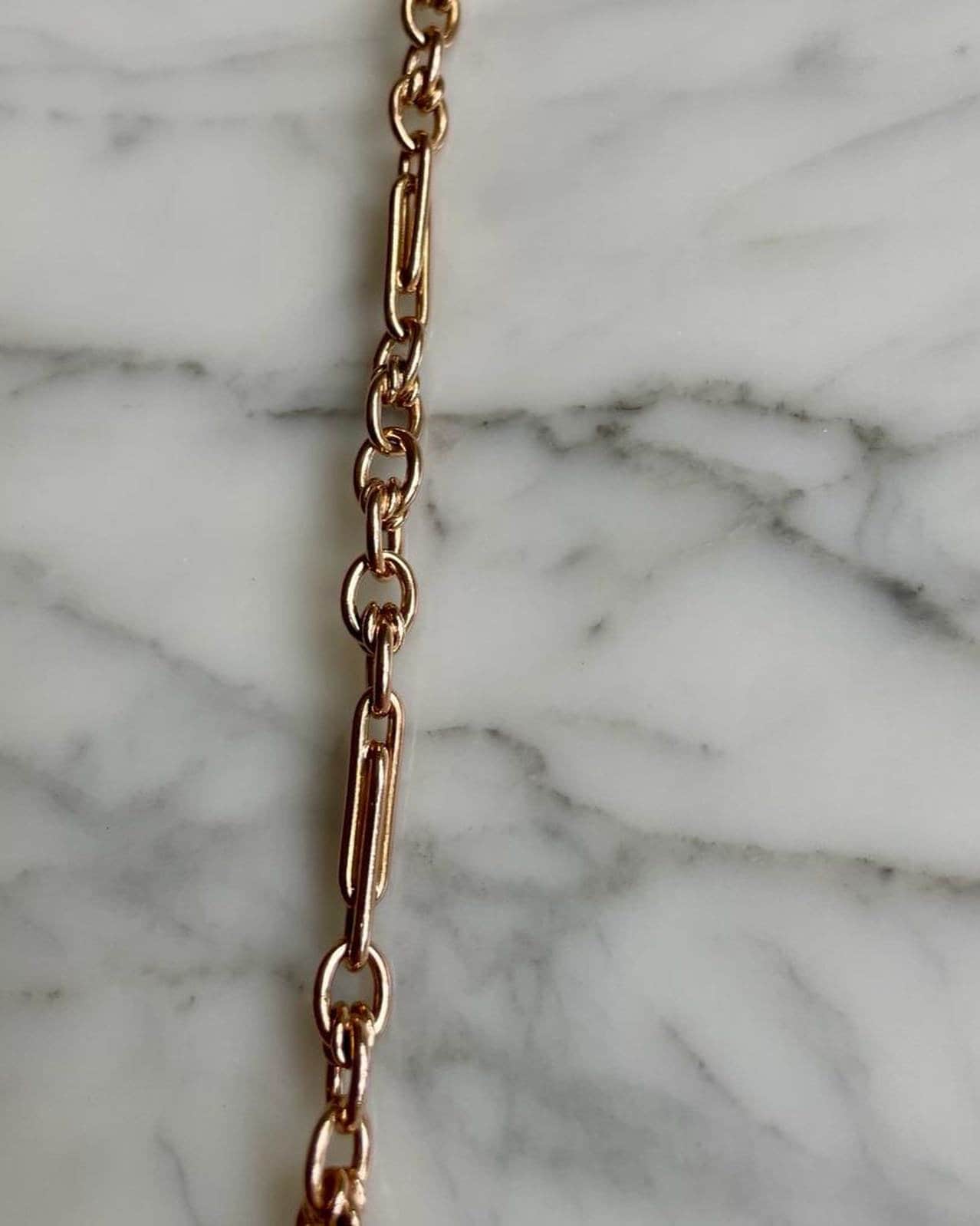 Beautiful Antique 9k Gold Chain with Clip